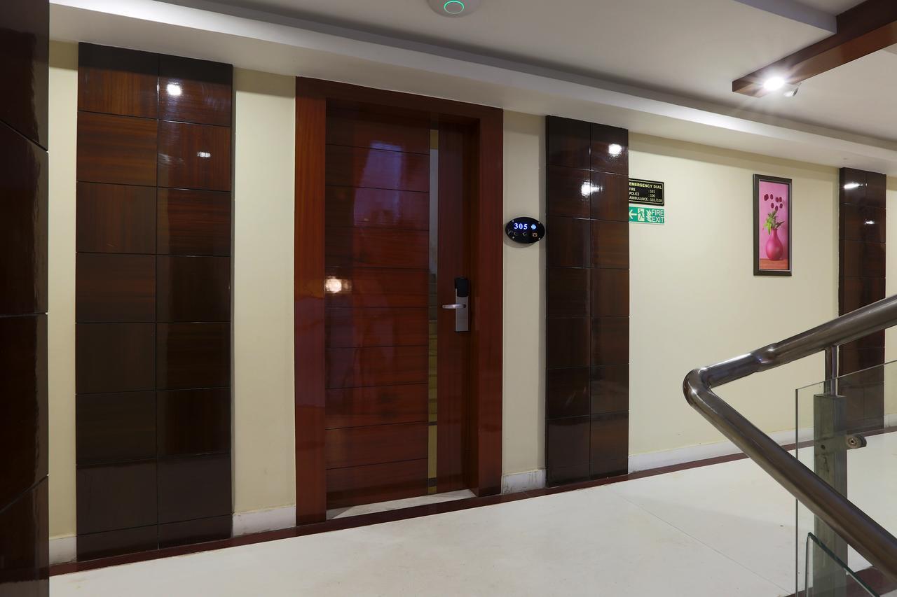 גווהטי Hotel Sj International מראה חיצוני תמונה